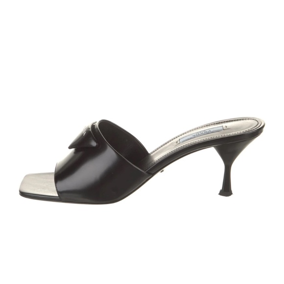 Prada shoes - Picture 2 of 4